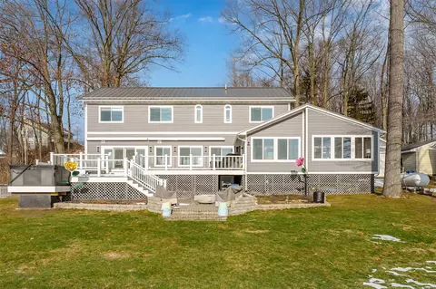 08663 Hill, Grand Junction, MI 49056