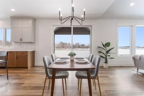 Dining - 9436 28th, Jenison, MI 49428 photo 2 of 3