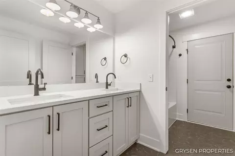 Bath - 9436 28th, Jenison, MI 49428 photo 5 of 5