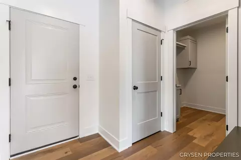 Entry Way - 9436 28th, Jenison, MI 49428 photo 4 of 4