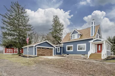 6735 S Scottdale, Berrien Springs, MI 49103