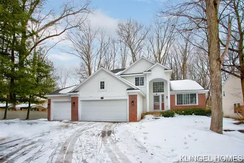 13301 Greenbriar, Grand Haven, MI 49417