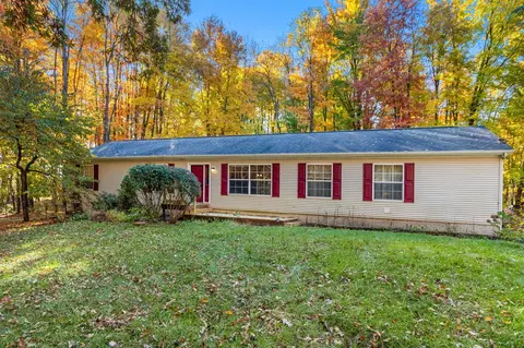 10641 Coopersfield, Chelsea, MI 48118