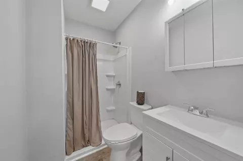 923 N Blackstone, Jackson, MI 49202 photo 16