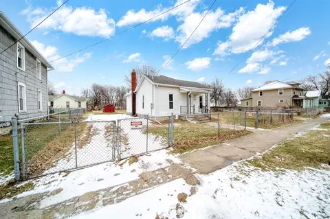923 N Blackstone, Jackson, MI 49202
