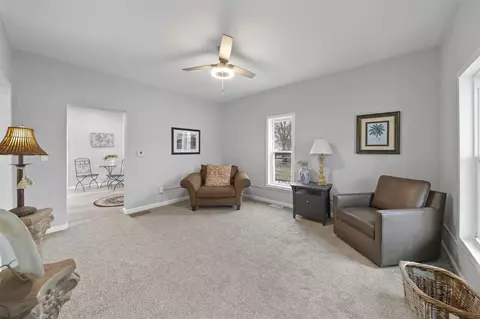 923 N Blackstone, Jackson, MI 49202 photo 7