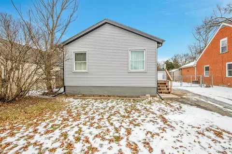 20008 Delaware, Redford, MI 48240