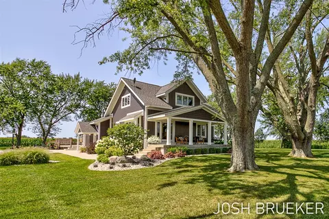 4168 48th, Holland, MI 49423