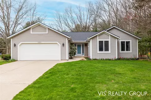 13553 Oakfield, Grand Haven, MI 49417