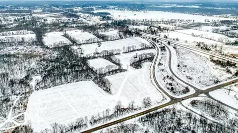 V/l 20 W Berry, Rives Junction, MI 49277