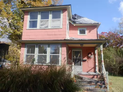 512 Douglas, Kalamazoo, MI 49007