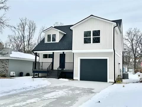 2829 Jackson, Highland, MI 48356