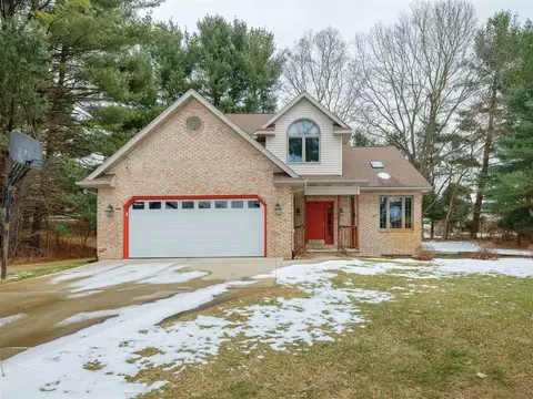 7233 Eagle Hts, Mattawan, MI 49071