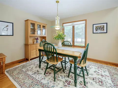 Dining - 7233 Eagle Hts, Mattawan, MI 49071 photo 1 of 3