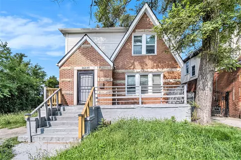 16135 Freeland, Detroit, MI 48235