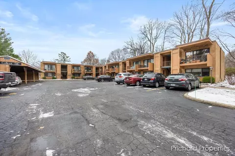 23 College #13, Grand Rapids, MI 49503