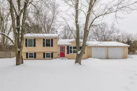 57438 Rumshire, Mattawan, MI 49071