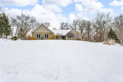 4822 Stonewood, Jackson, MI 49201