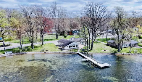 509 Warren, Coldwater, MI 49036 photo 2