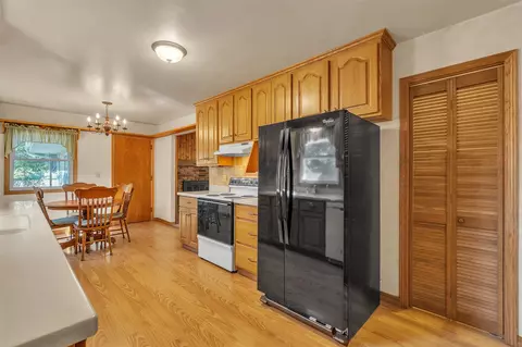 Kitchen - 9701 Page, Jackson, MI 49201 photo 4 of 4