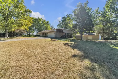 Exterior - 9701 Page, Jackson, MI 49201 photo 12 of 18