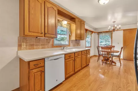 Kitchen - 9701 Page, Jackson, MI 49201 photo 3 of 4