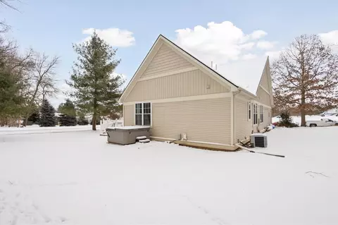 1121 Morningside, Marshall, MI 49068 photo 6