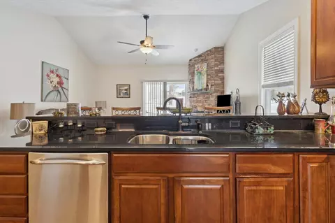 1121 Morningside, Marshall, MI 49068 photo 32