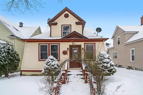 12 E 17th, Holland, MI 49423