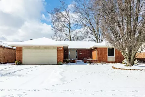 6635 Paul Revere, Canton, MI 48187