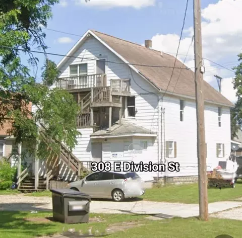 308 E Division, Dowagiac, MI 49047 photo 3