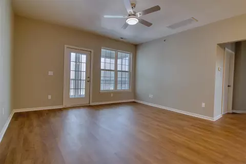 Living - 1944 Coventry, Jackson, MI 49201 photo 2 of 3