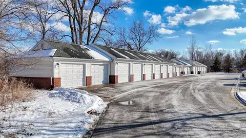 Exterior - 1944 Coventry, Jackson, MI 49201 photo 2 of 3