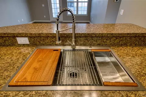 Kitchen - 1944 Coventry, Jackson, MI 49201 photo 3 of 3