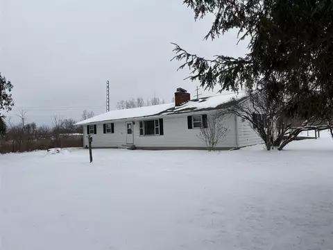 11338 Bair Lk, Jones, MI 49061