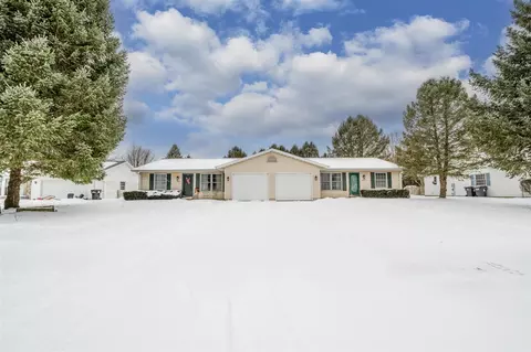 6540-6542 Fredonia, Stevensville, MI 49127