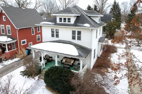 229 Moores Riv, Lansing, MI 48910