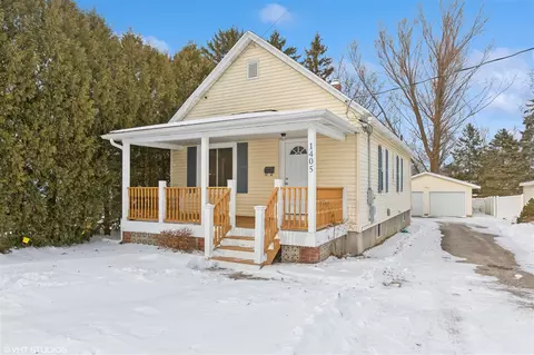 1405 Marion, Saint Joseph, MI 49085