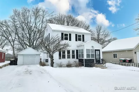 3875 Henry, Grandville, MI 49418