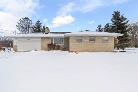 1143 Maynard, Jackson, MI 49202 photo 2