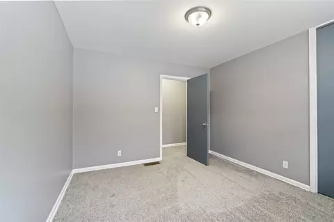 1143 Maynard, Jackson, MI 49202 photo 28