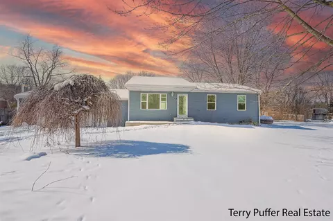 11916 Saddler, Plainwell, MI 49080
