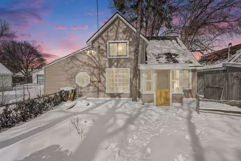 1033 Hazen, Grand Rapids, MI 49507