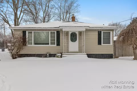 1889 105, Zeeland, MI 49464