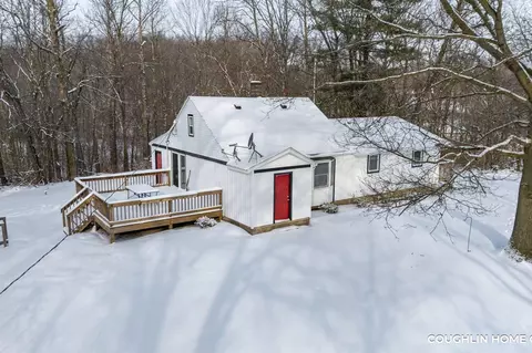 4819 Wood School, Hastings, MI 49058