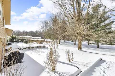 Exterior - 3910 Harwich, Jackson, MI 49201 photo 3 of 5