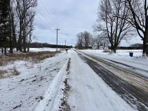 1 Mile, Lakeview, MI 48850