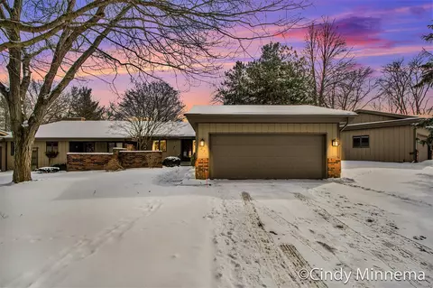 6276 Tahoe #91, Grand Rapids, MI 49546