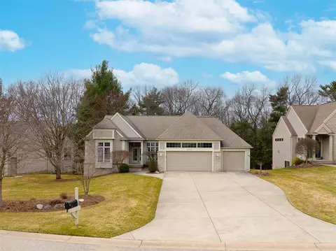 4329 E Gln, Norton Shores, MI 49441