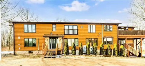4766 Arbor # 7, Coloma, MI 49038